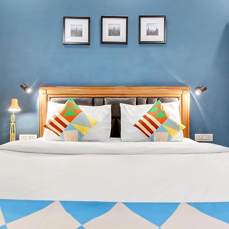 Oyo Home 64106 Comfortable Stay Нью-Дели Экстерьер фото