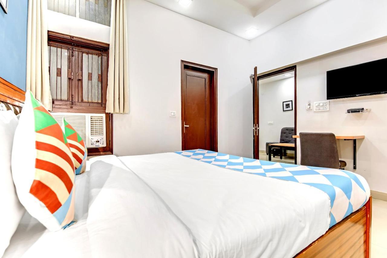 Oyo Home 64106 Comfortable Stay Нью-Дели Экстерьер фото
