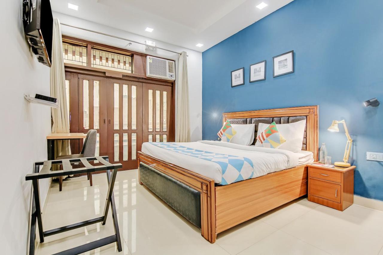 Oyo Home 64106 Comfortable Stay Нью-Дели Экстерьер фото