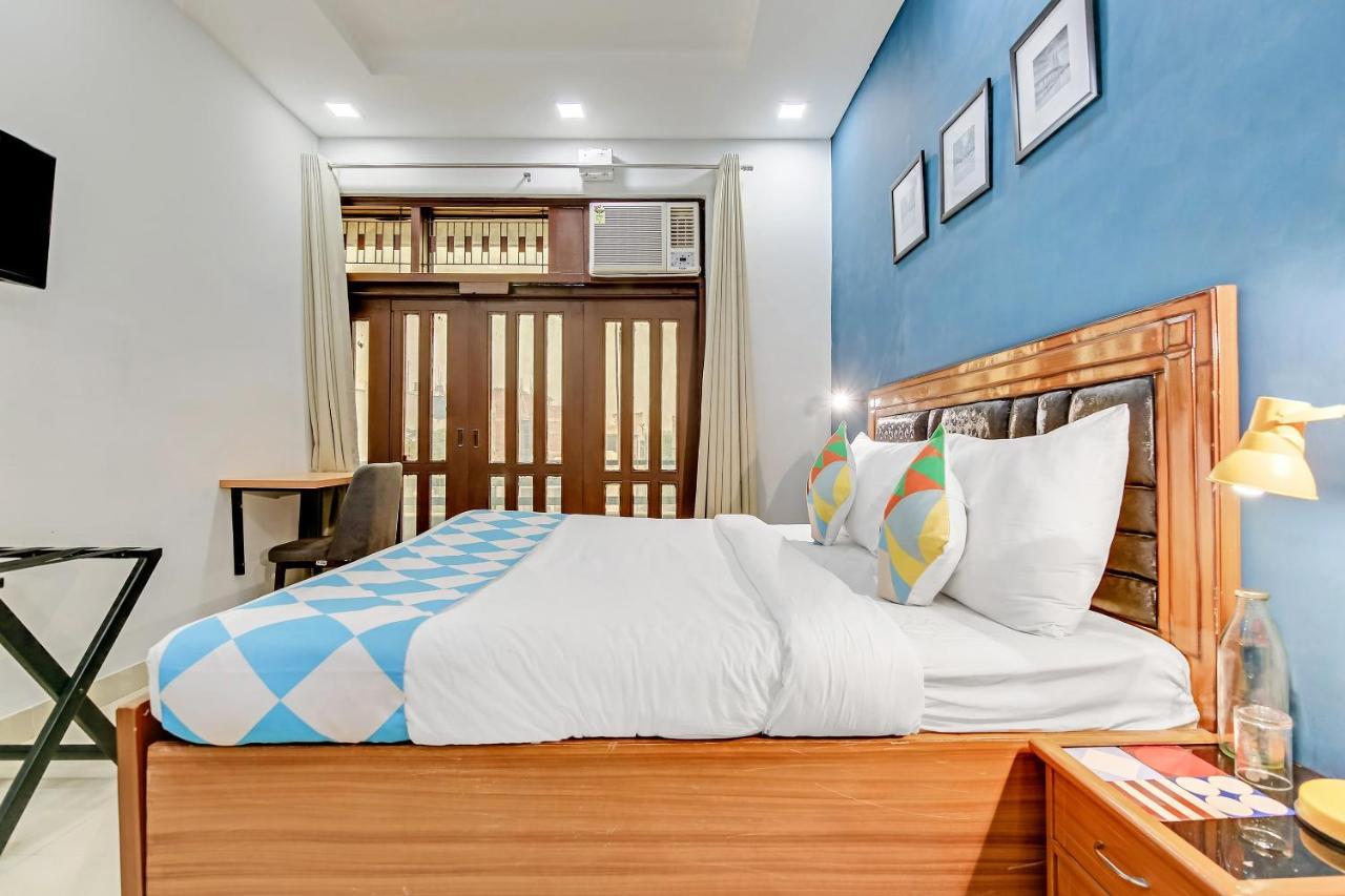 Oyo Home 64106 Comfortable Stay Нью-Дели Экстерьер фото